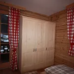 אורחן Landgasthof Kirchenwirt קרימל